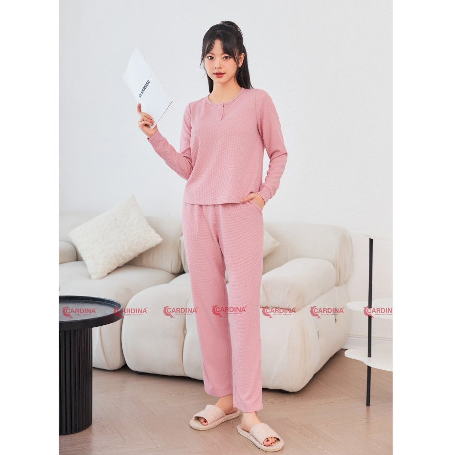 ชุดสตรี CARDINA ผ้าฝ้ายรังผึ้งคอปก Stand-Up กางเกงแขนยาวยืดสบาย Slim Fit Flattering สวยอ่อนเยาว์สี 3