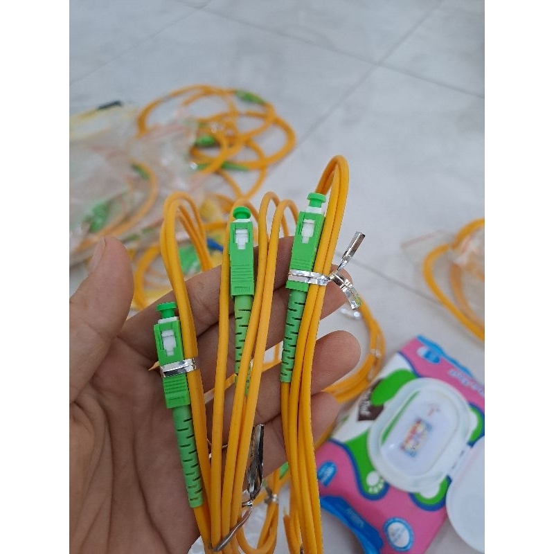 10s SC/APC สายแพทช์ออปติคอลพร้อมปลาย 3.0 มม. 1 เส้น ยาว 1.5 ม. 2.0 ยาว 5 ม.