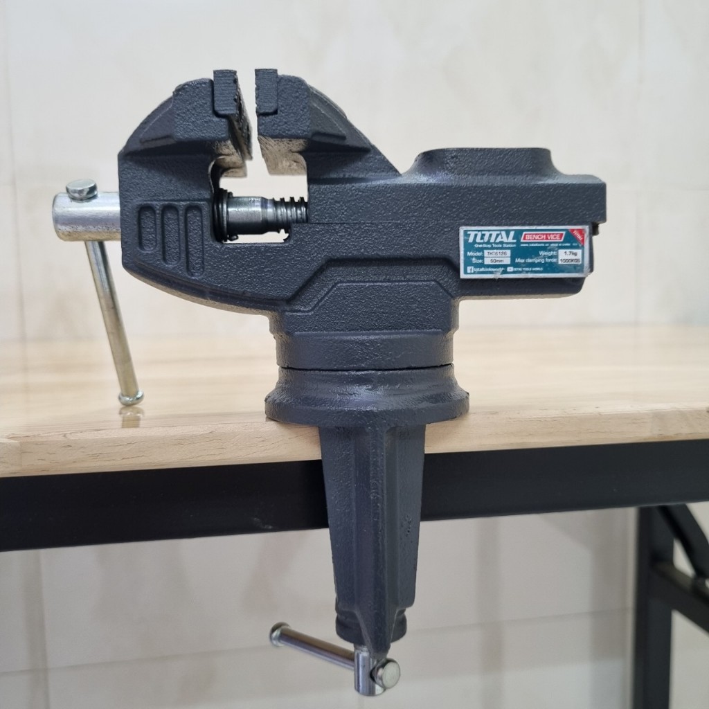 Total THT6126 แคลมป์ยึดโต๊ะ 60 มม.