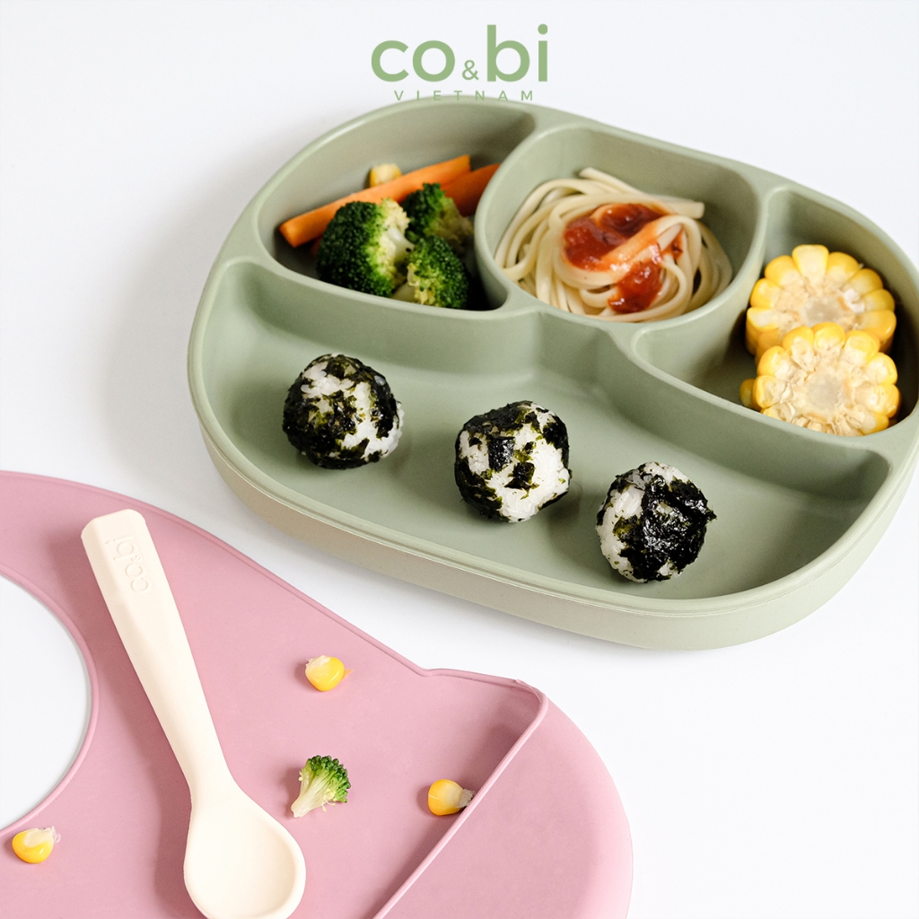 BLW STYLE SNACK COMBO FOR BABY (ผ้ากันเปื้อน + SPOON + TRAY CLASSIC 2022) เคลือบซิลิโคน 100% SAFE FO
