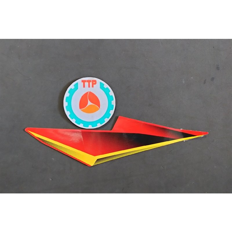 สติ๊กเกอร์หน้า Ex 09 RC Red Black ด้ายเหลือง ขวา (รถแดงดํา) ขอบล้อ 1S97 (1 ชิ้น)