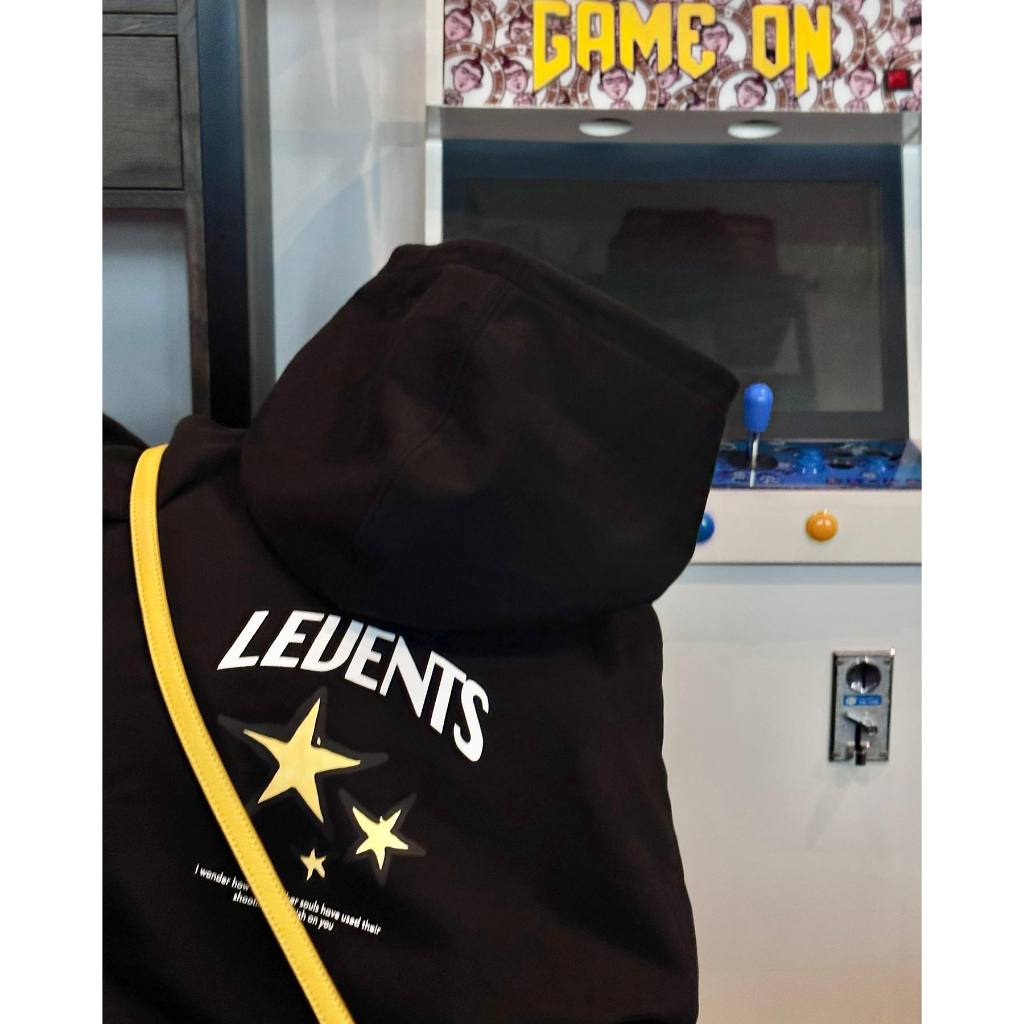 LEVENTS STAR BOXY HOODIE