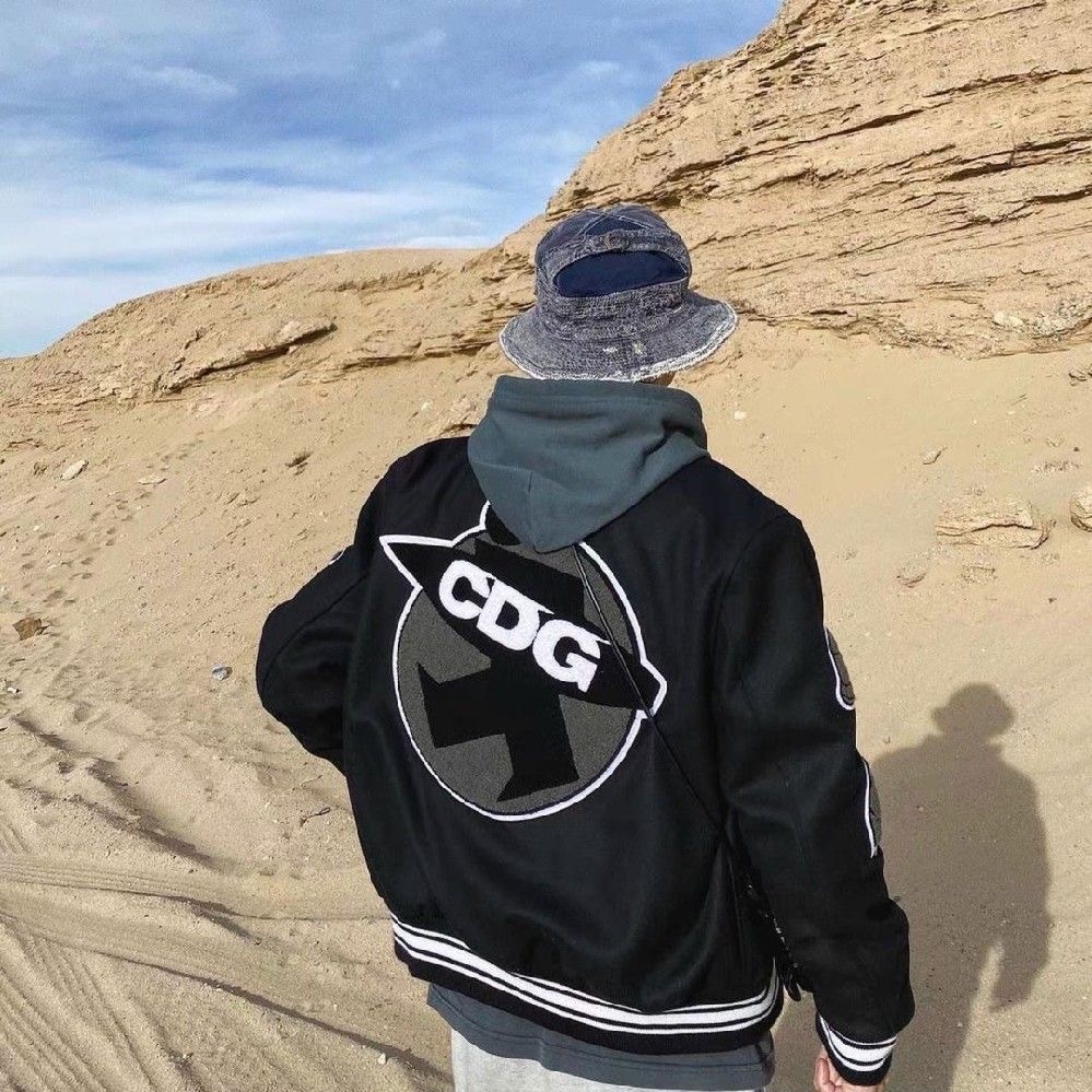 Stussy Varsity Jacket x CDG Hot Trend Ss22
