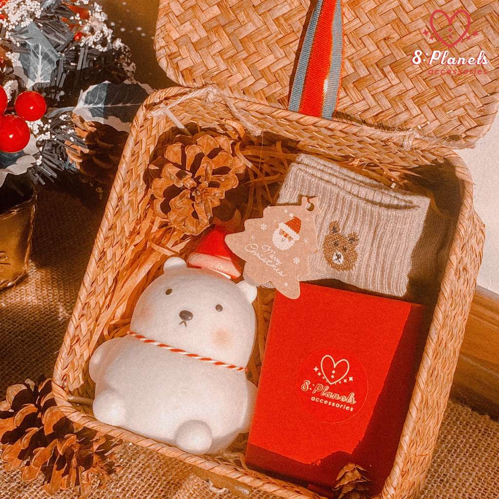 NOEL 2023 CHRISTMAS GIFT SET GLOWING BEAR JEWELRY ถุงเท้าน่ารัก 8 PLANETS