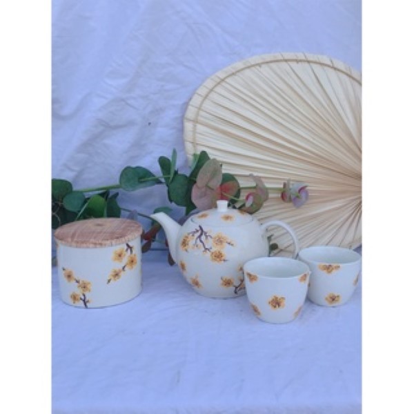 [TRAINAL BAT TRANG CERAMICS] ชุดกาน้ําชาลายแอปริคอทสีเหลืองหรูหรา, แจกันขนาด D9*H10/ ถ้วย D6*H7/ชา J