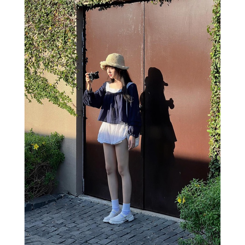 Hion Store - เสื้อ BBD สีฟ้าคอเหลี่ยม+กางเกงขาสั้นสีขาว Set