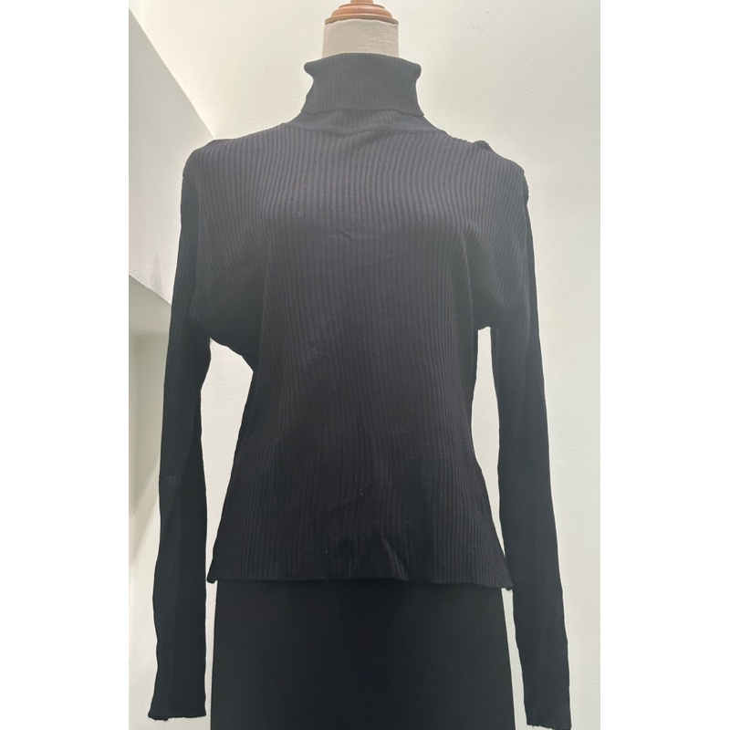 โคโคมิลัน. Si Nhat เสื้อสเวตเตอร์แขนยาวคอเต่า 2 แขน