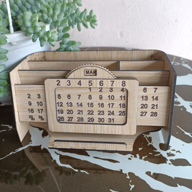 (Zentadv) WOODEN DESK PEN SHELF