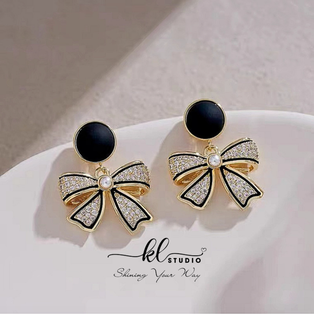 [KL.Studio] ต่างหูผูกโบว์ Rhinestone สีดําสําหรับผู้หญิงมีสไตล์ - E49