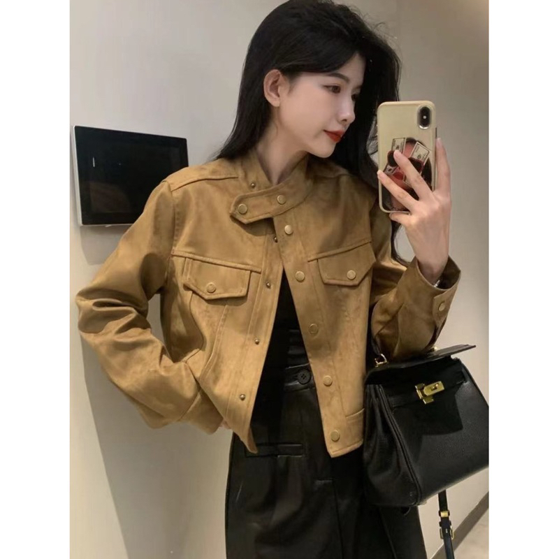เสื้อแจ็คเก็ตหนังกลับสั้นสีน้ําตาลกระดุมทองแดง คิวซีซี 2ชั้น