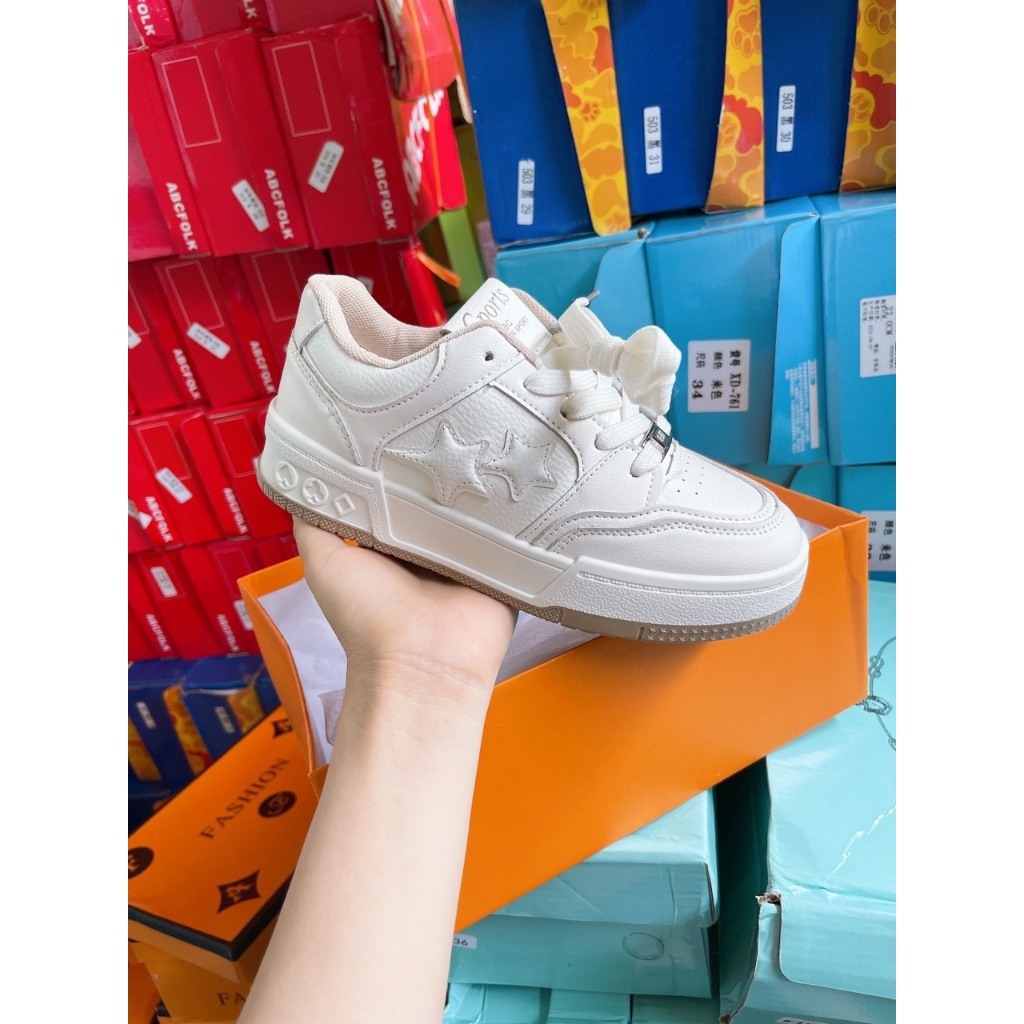 Star Sports Shoes Womens Gym, Travel, Running Shoes นําเข้า, สินค้า qc คุณภาพสูง พร้อมกล่องแท้เต็ม