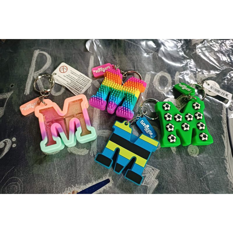 พวงกุญแจ M Smiggle - พวงกุญแจ M Smiggle