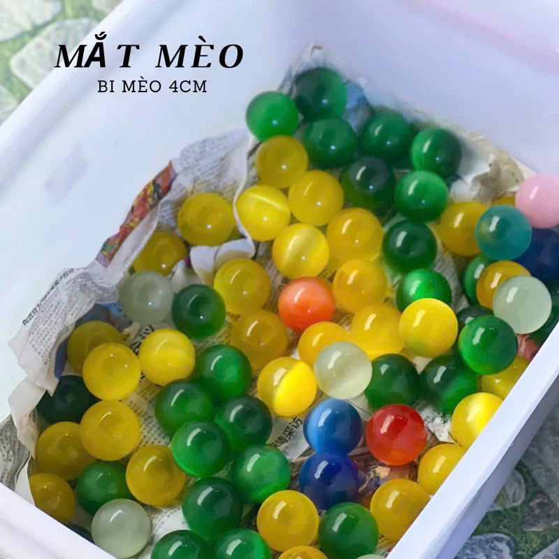 ลูกหิน Cats Eye แบบม้วนมือ 4cm พร้อมฐานไม้สุดน่ารัก