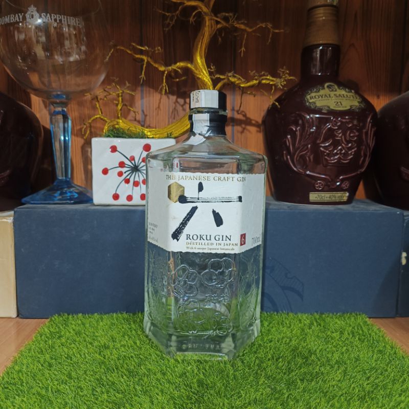 Roku Gin ขวดไวน์ต่างประเทศ Made in Japan ตกแต่งใหม่ 99%
