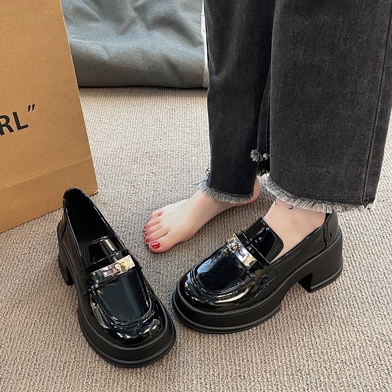 รองเท้า Oxford หนังแก้ว Emmy หัวเข็มขัดพื้นรองเท้าอ่อน สูง 6 ซม. (ขนาดใหญ่)