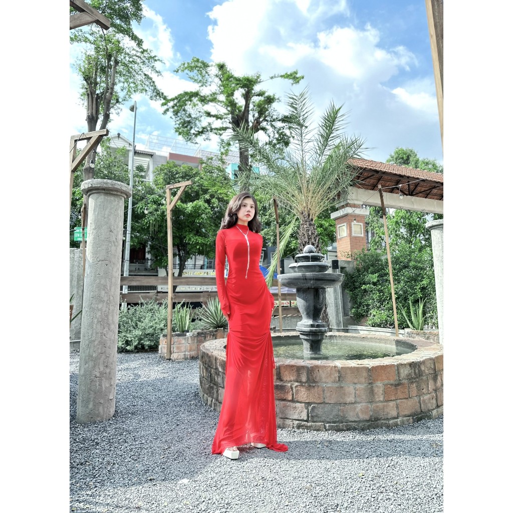 SA D10 - เดรสตาข่ายดีไซเนอร์ + (แถมโซ่ทองและเงิน) ทรงคอเต่าแขนยาว 2 ชั้น เรียบหรู ยาว 1m7 - แบรนด์ H