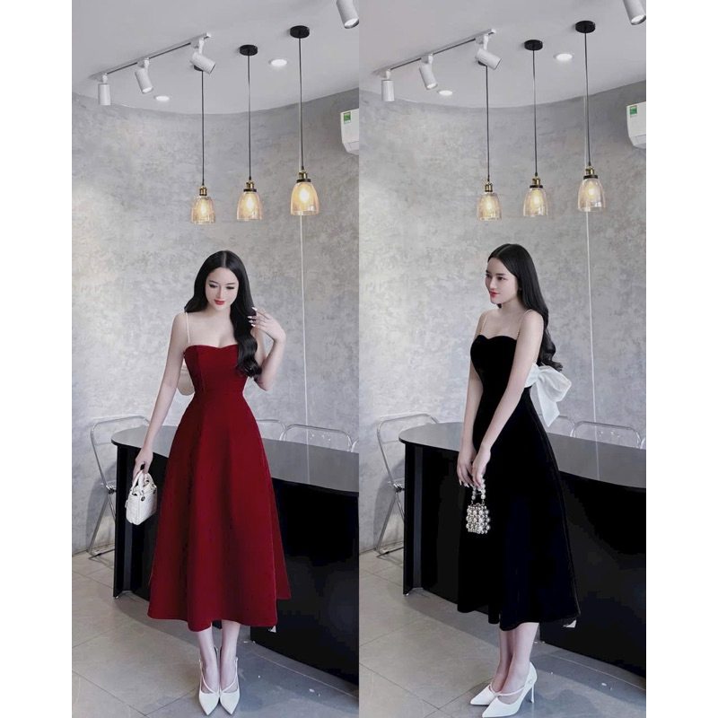 ชุดเดรสแฟชั่นผู้หญิงงานเลี้ยง เท็ต หรูหราผ้ากํามะหยี่มีสายลูกปัด 2 เส้น มีโบว์ด้านหลัง กระโปรงบาน แมกซี่ สีดําแดง
