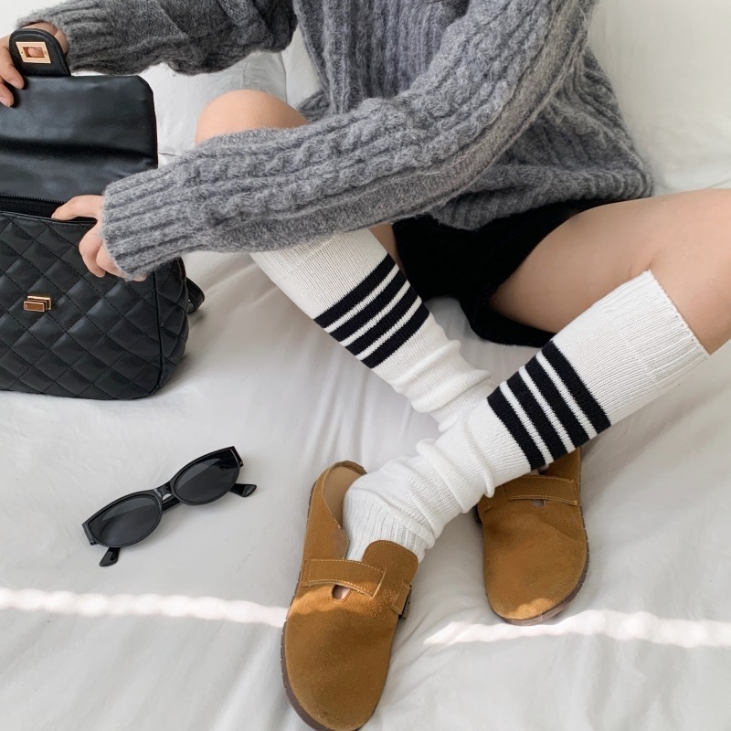 ถุงเท้าขา ThomBrowne ทําจากผ้าฝ้ายรัดรูปนุ่มสบายมาก