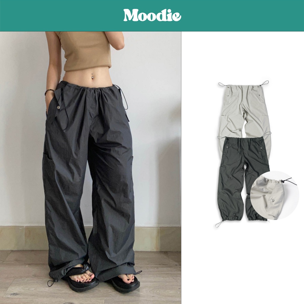 กางเกงร่มชูชีพ Unisex พร้อมจ็อกเกอร์ขากว้างมีเชือกรูด | Moodie BRAND - มอส/ครีม