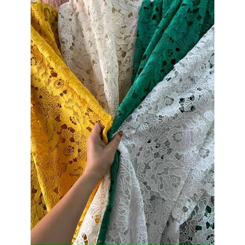 ลูกไม้ดอกไม้ มี 9 สี ขาว ดํา ครีม ฟ้า เหลือง แดง หนัง ชมพูบัว สําหรับทําชุด สุด ๆ สวย และ ท็อปส์ซู