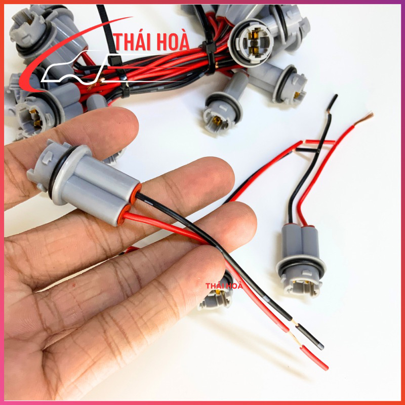 ที่วางหลอดไฟ, ไฟ T10, T15 Demi, ไฟเลี้ยวสําหรับรถยนต์และรถจักรยานยนต์
