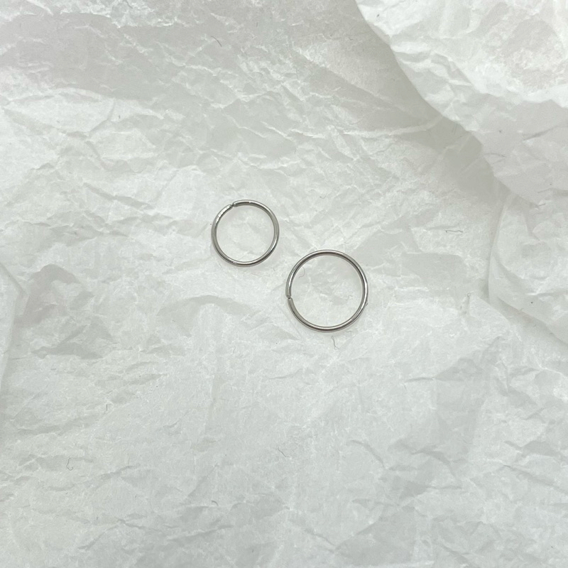 Smooth Ring Nose Piercing • Lamontshop