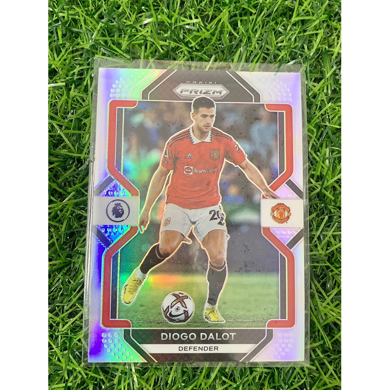 Diogo Dalot Silver Panini Prizm Epl 2022/23 การ์ดฟุตบอล