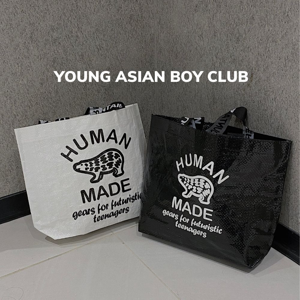 Human MADE กระเป๋าผ้ามือถือสไตล์เดคโคลที่สวยงาม - Young Asian Boy Club