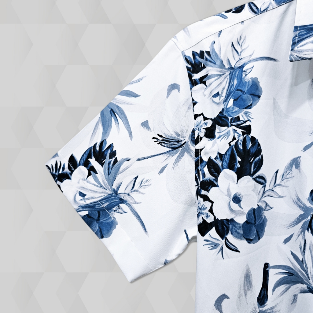 เสื้อเชิ้ตผู้ชายลายดอกสีฟ้า ผ้าไหมไทย ยืด นุ่ม โปร่งสบาย (ร216)