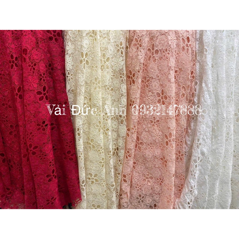 ผ้าลูกไม้ลายดอก (4สี)