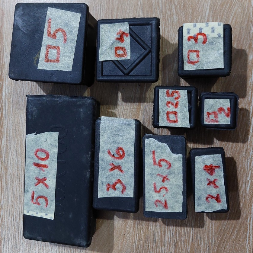 Combo ปลั๊กกล่องเหล็ก 10 ชิ้น 20x20, 25x25, 30x30, 40x40, 50x50, 20x40, 25x50, 30x60, 40x80, 50x100,