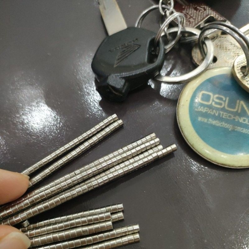 แม่เหล็ก 3 ตัว สําหรับ honda, yamaha, กุญแจมอเตอร์ไซค์ suzuki....3x2mm