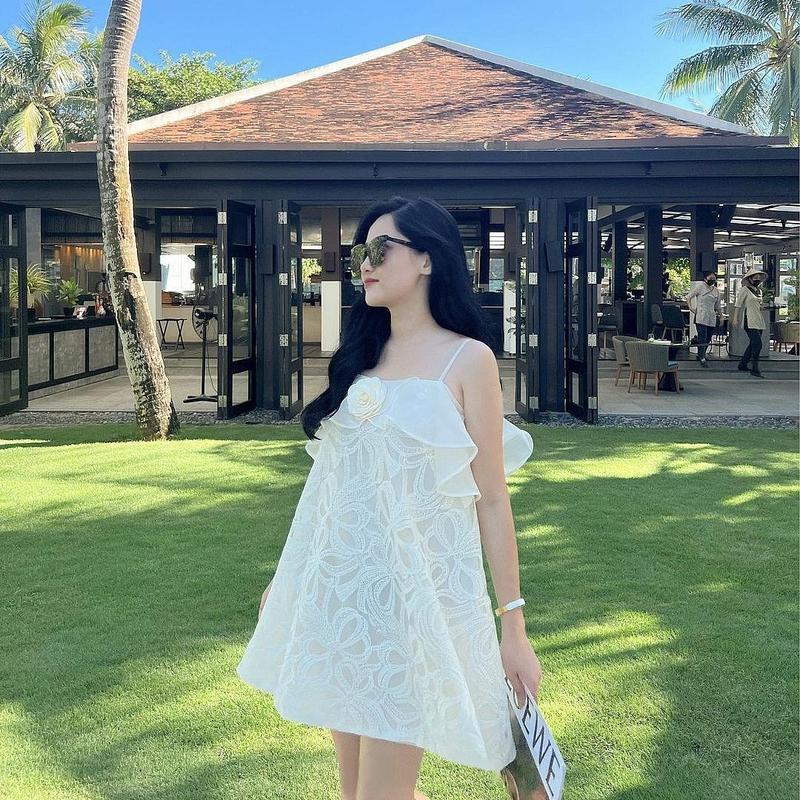 Linly Store ชุดเดรส 2 สายผู้หญิงคอปก เดรสสไตล์ผู้หญิง V-VHD4