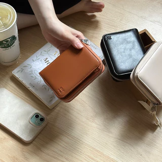 Haruki kiib Zipper Wallet - Haruki กระเป๋าสตางค์ซิปขนาดใหญ่ 2 ช่อง ( Ouithebrand )