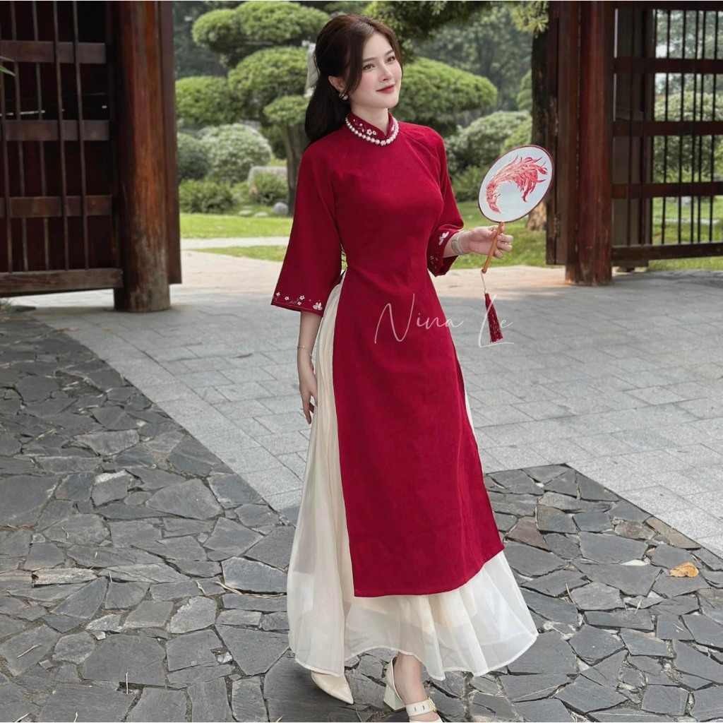 Modern velvet ao dai ปักลายดอกไม้ที่คอและแขนเสื้อรวมกับกระโปรงชีฟองสีขาว - 247store - Aodai1530_P13K