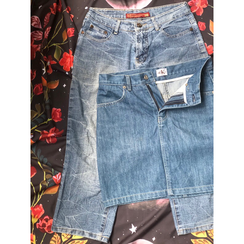 2hand - LOW RISE JEAN WASH SHORT BOTTOM STUPID JEANS LIGHT BLUE STYLE 90s 2000s Y2K
