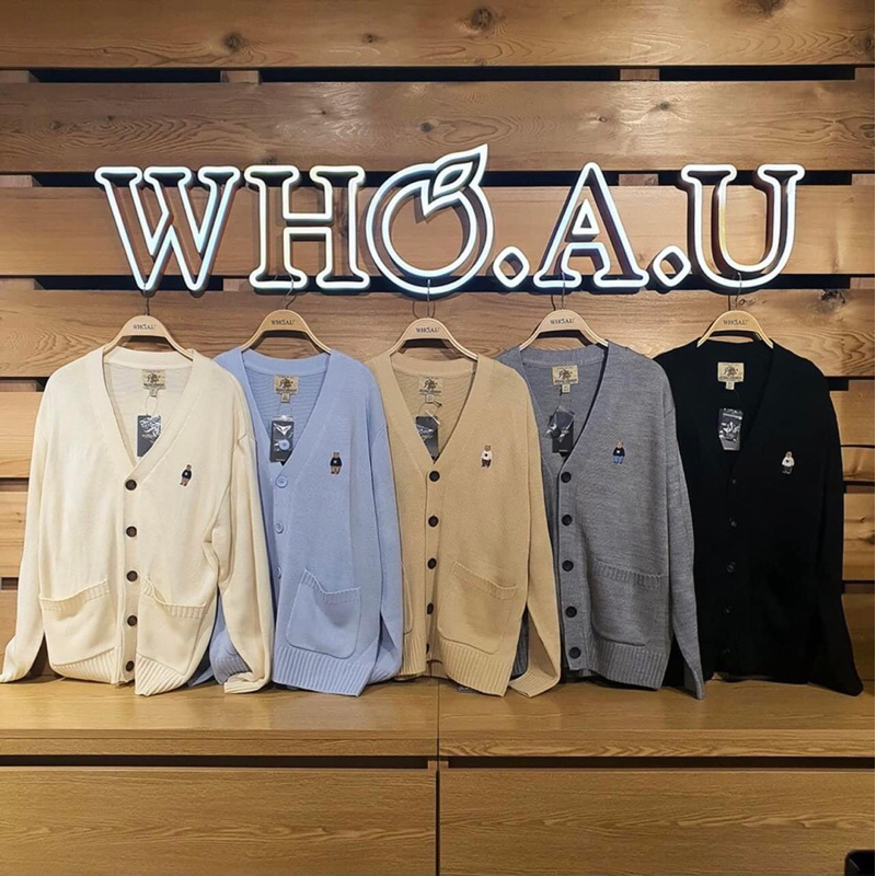 เสื้อสเวตเตอร์ถักคอวี Whoau WHCKC1101U
