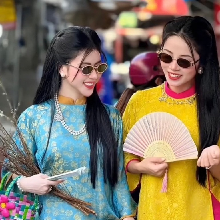 แว่นกันแดดเซลฟี่โชคลาภสีดําทองสไตล์เกาหลีสําหรับถ่ายภาพปีบุ๊คงานแต่งงานราคาถูกที่สวยงาม ao dai ABICA