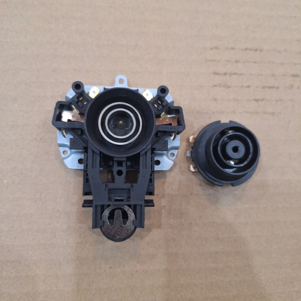 ชุดขาตั้งกาต้มน้ําสวิตช์ (MS7)