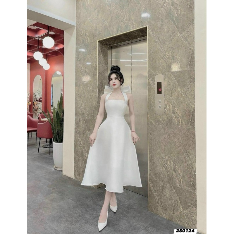 เดรสแฟชั่นสตรีใส่ไปงานเลี้ยงเป็นทรงแตะผูกโบว์หลังใหญ่ สายลูกปัด กระโปรงบาน แมกซี่ 3 สี