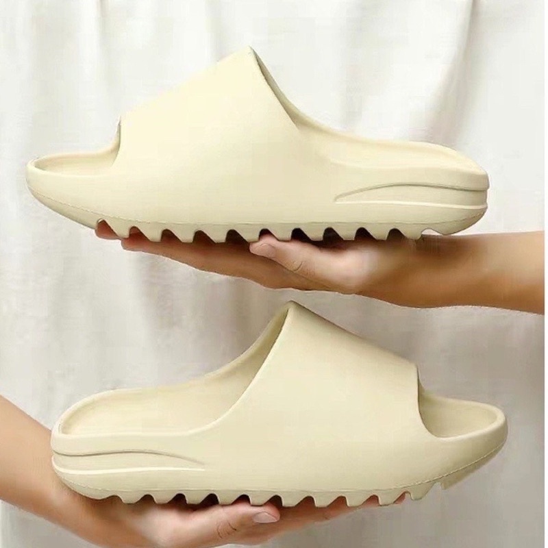 รองเท้าแตะขนมปังสําหรับผู้ชายและผู้หญิงสายไขว้ -สีทึบ < ราคาถูก 999