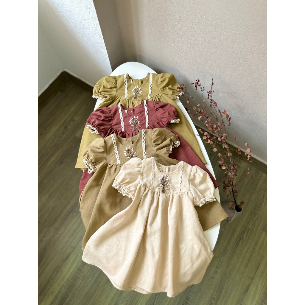 Suna Kids - VT032 - เดรสแขนยางยืดปักลายดอกไม้ - ตั้งแต่ 1 ถึง 6 ขวบ