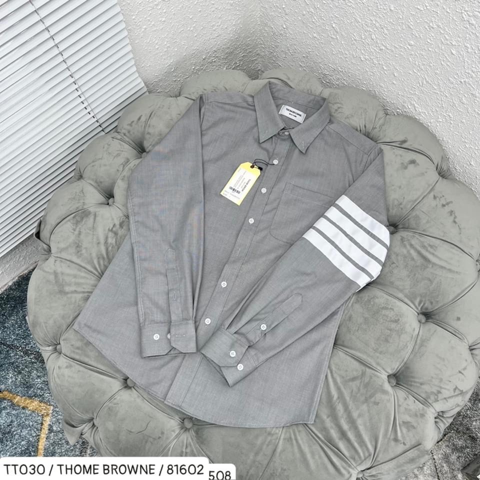 Thome Browne เสื้อสีเทาเย็บปักถักร้อย 4 แถบแขนโลโก้ตัวอักษรท้อง Somi Thom เสื้อสีเทา 4 ลายแขน Street
