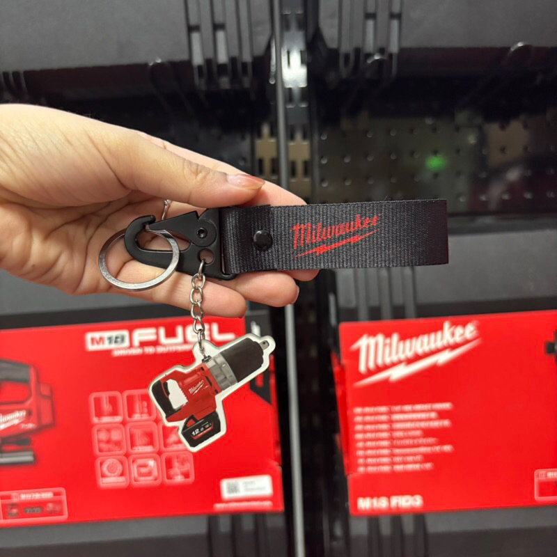 พวงกุญแจสีดํา มิลวอกี ของขวัญ Milwaukee ของแท้ พวงกุญแจรถยนต์ตกแต่ง ของขวัญ มิลวอกี