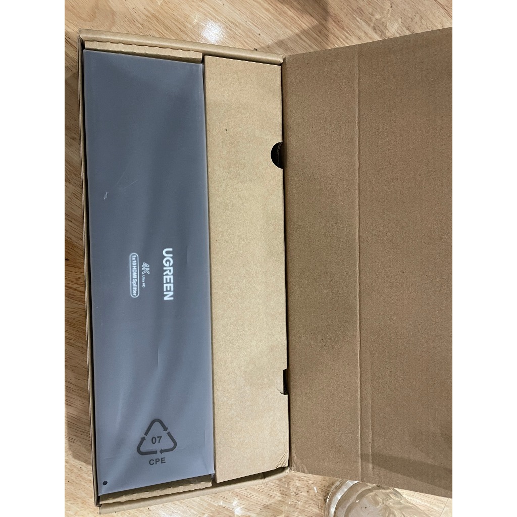 Ugreen ของแท้ 50949 1 In 10 Out HDMI splitter