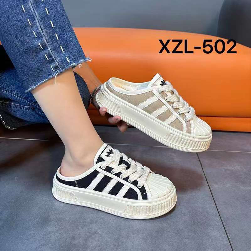 รองเท้าผ้าใบ Mule qc