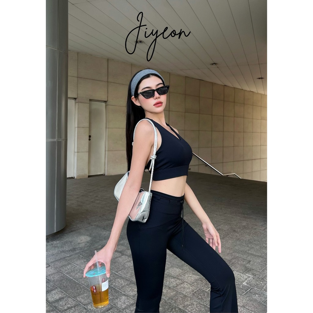 FEEDBACK JIYEON BLACK CHUHEE SET