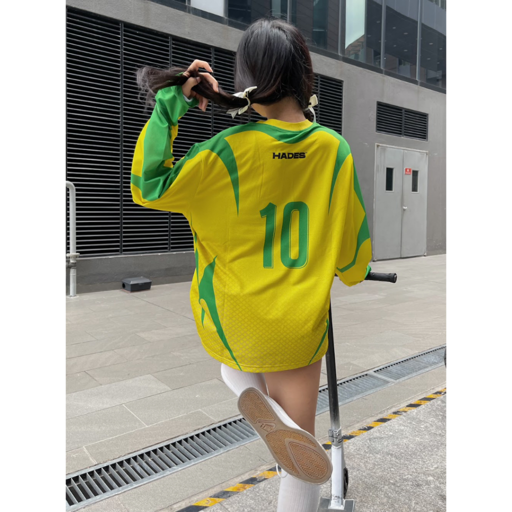 Hades FOOTBALL JERSEY เสื้อเชิ้ตแขนยาว Unisex ผ้าโพลียืดหยุ่น 4 ทิศทาง - แบรนด์ HADES ของแท้