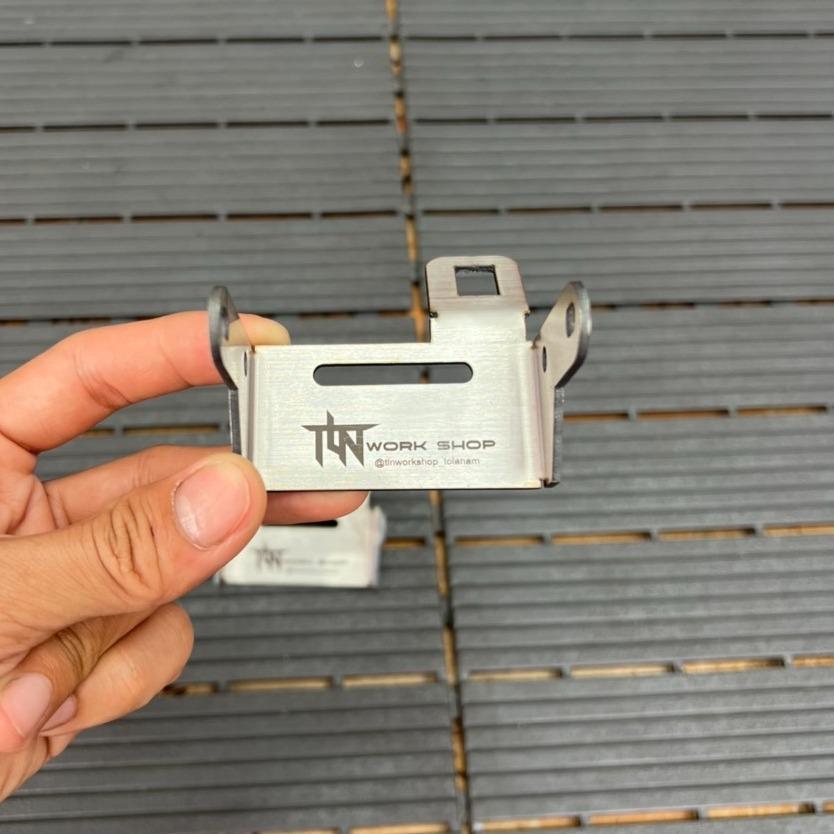 ชาม TNN ติดตั้ง CX80 สําหรับ MT 15 ตําแหน่งไฟหน้าเดิม