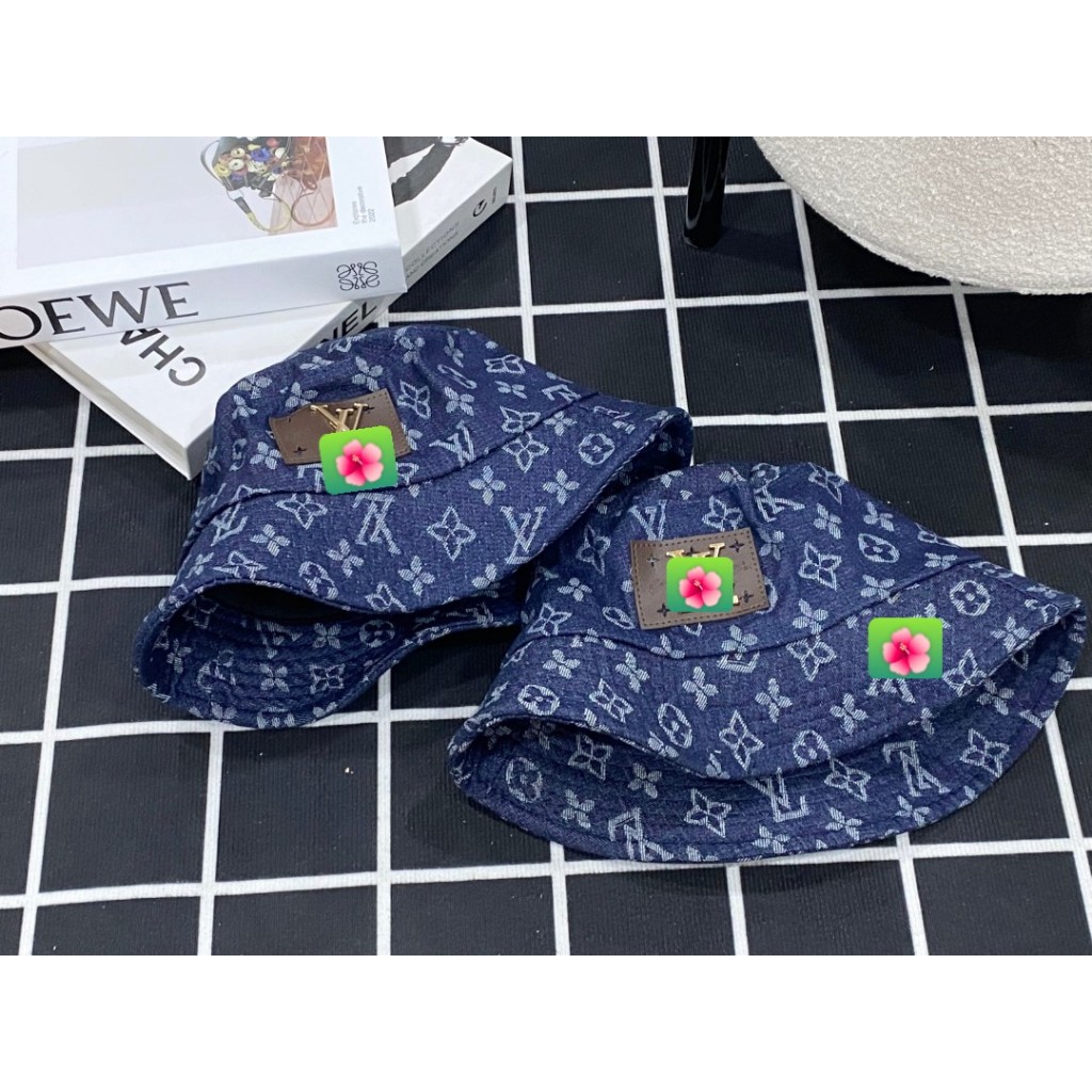 LV TAG SQUARE LEATHER BUCKET HAT - TXGS-N242